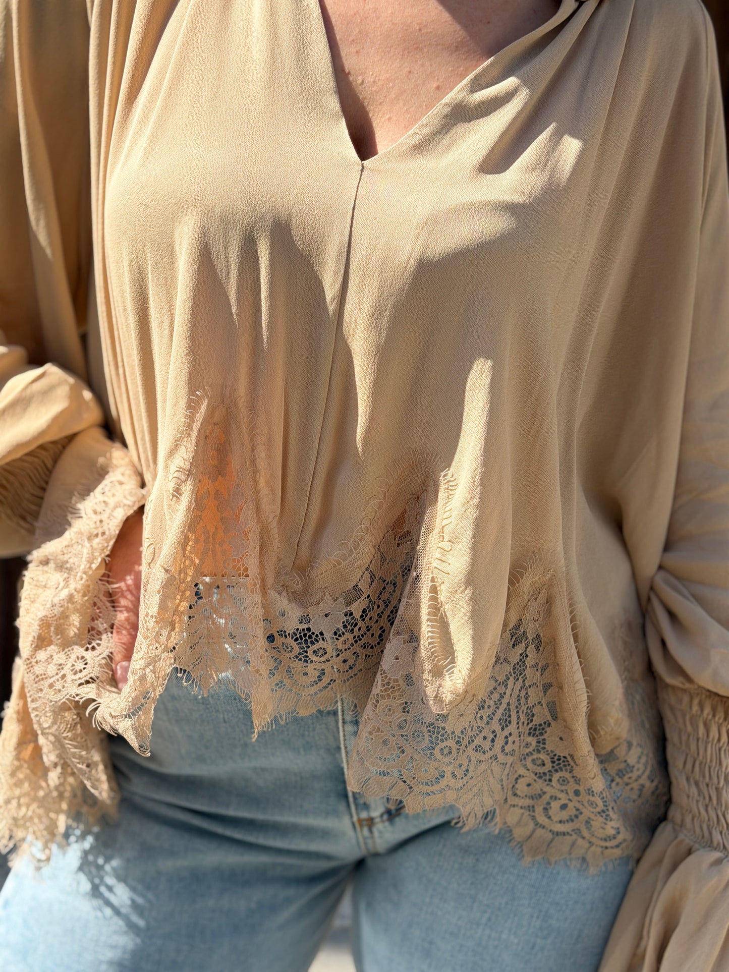 Tensione in Blusa con pizzo SABBIA