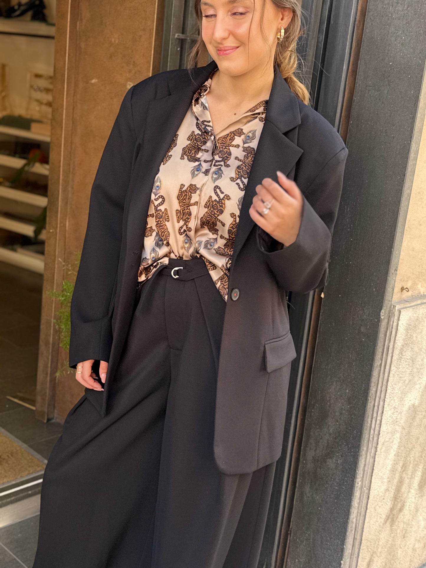 Eleh Blazer over NERO