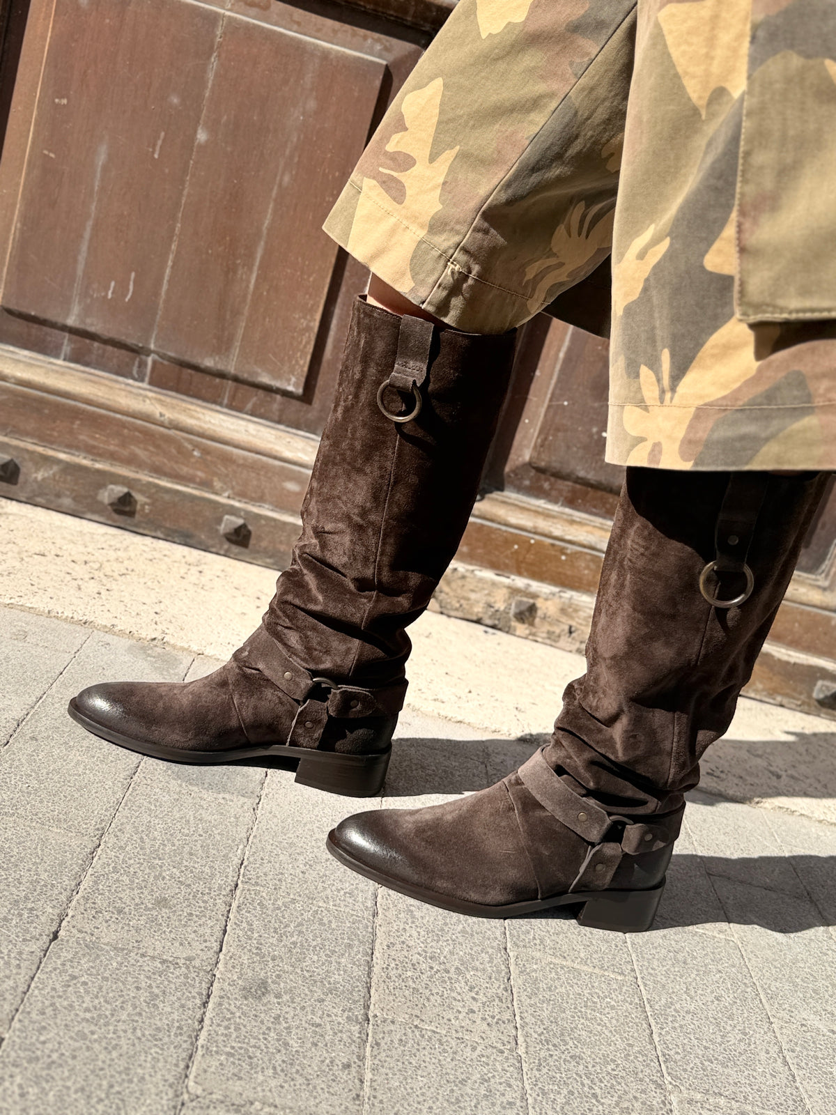 Mimmu BOOTS con fibbie CASTAGNA
