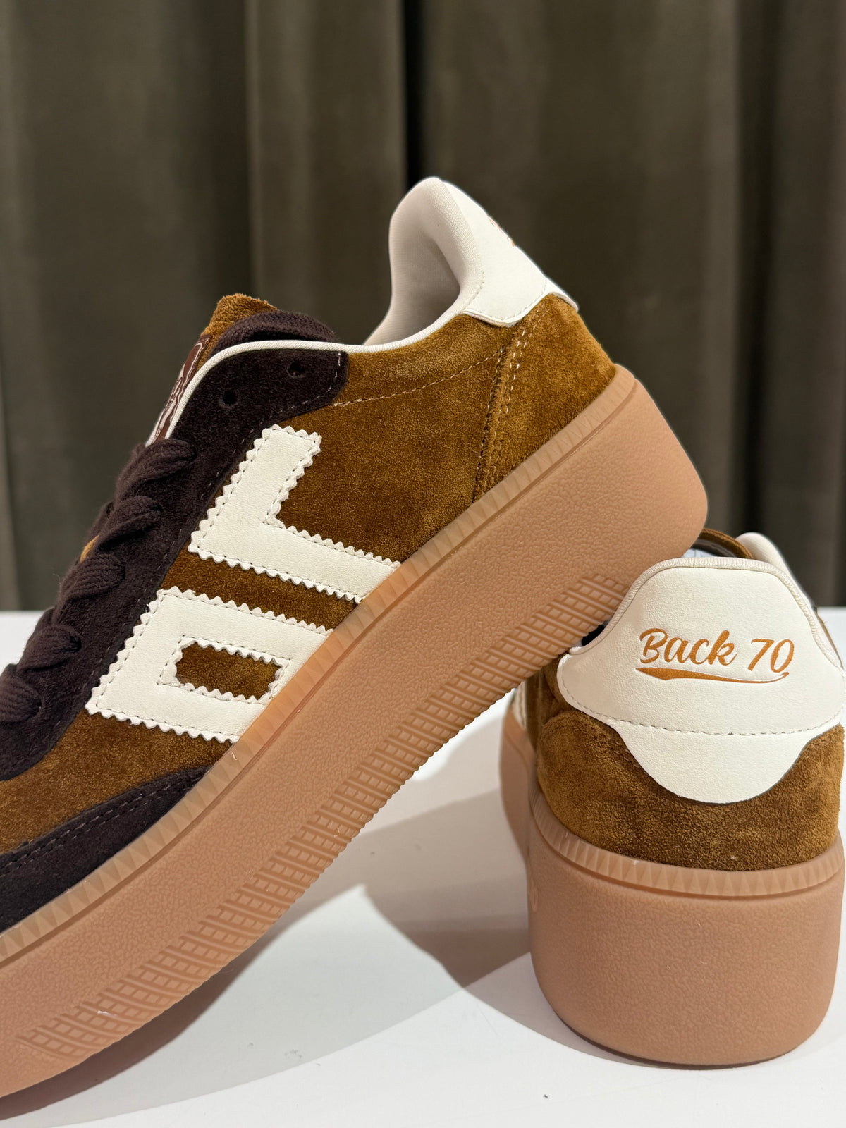 Back70 XXL STAR SUEDE BROWN