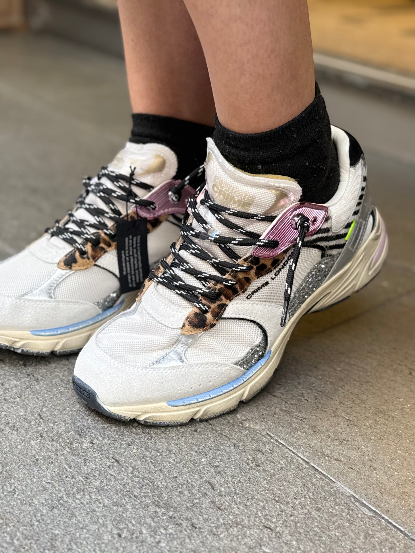 Crime London FUGITIVE Electric Safari