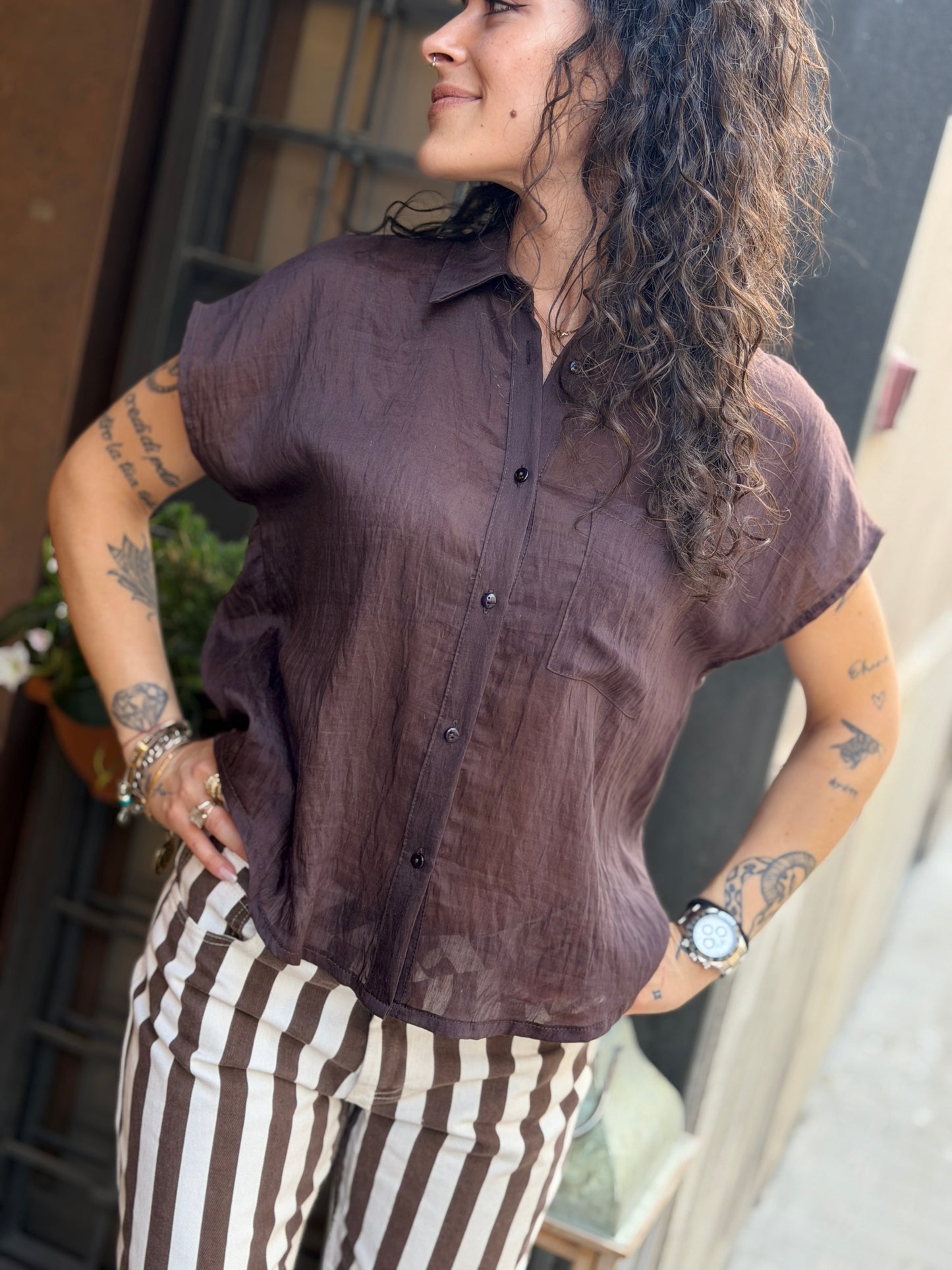 Tensione in Camicia Toscanello, caffè e india