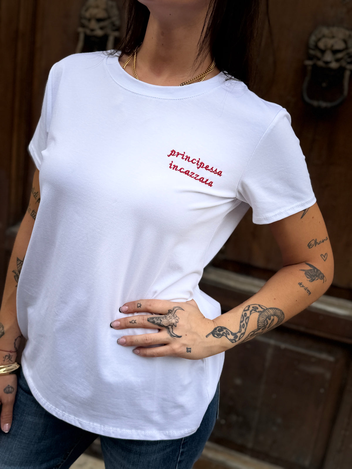 T-shirt bianca "PRINCIPESSA INCAZZATA"