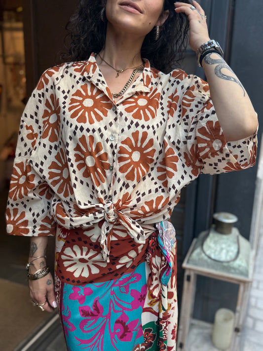 Tensione in camicia fantasia fiore MATTONE