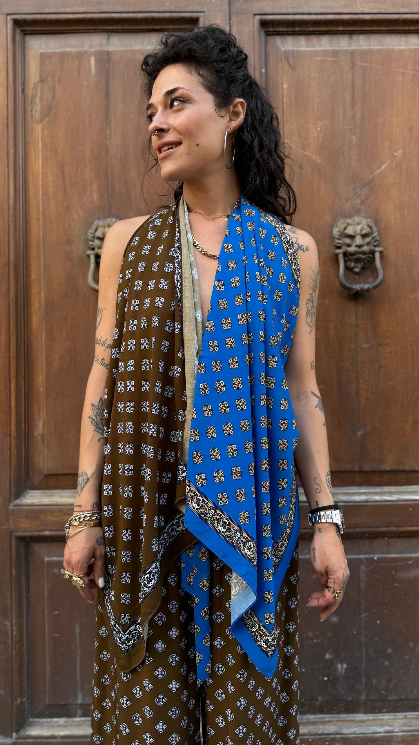 Tensione in Top fazzoletto in fantasia Moro/bluette
