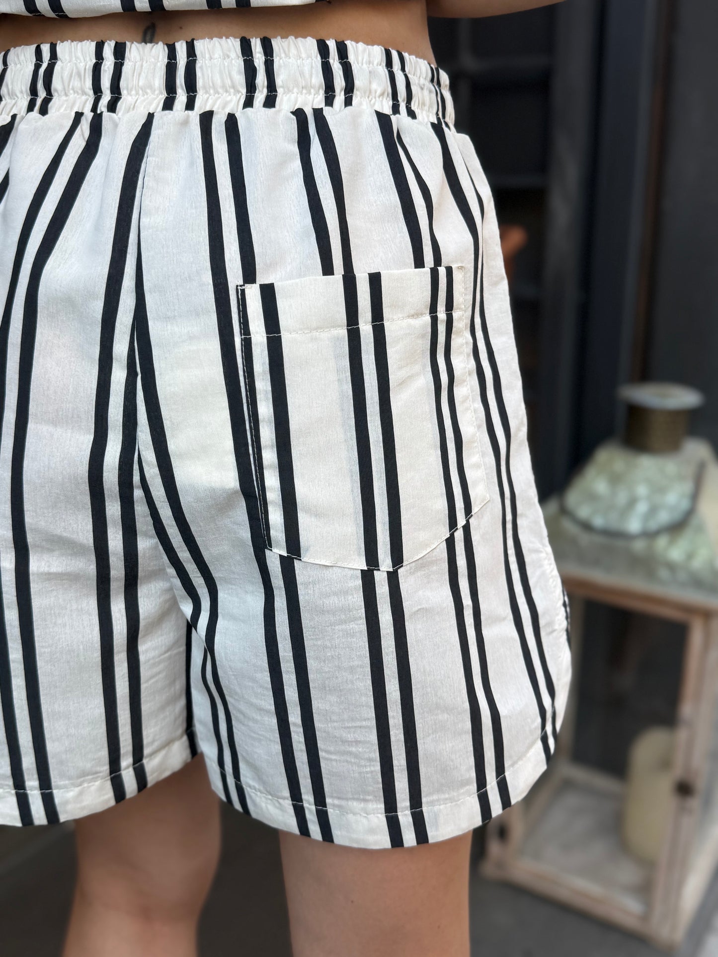 Tensione in Shorts a righe Bianco/nero