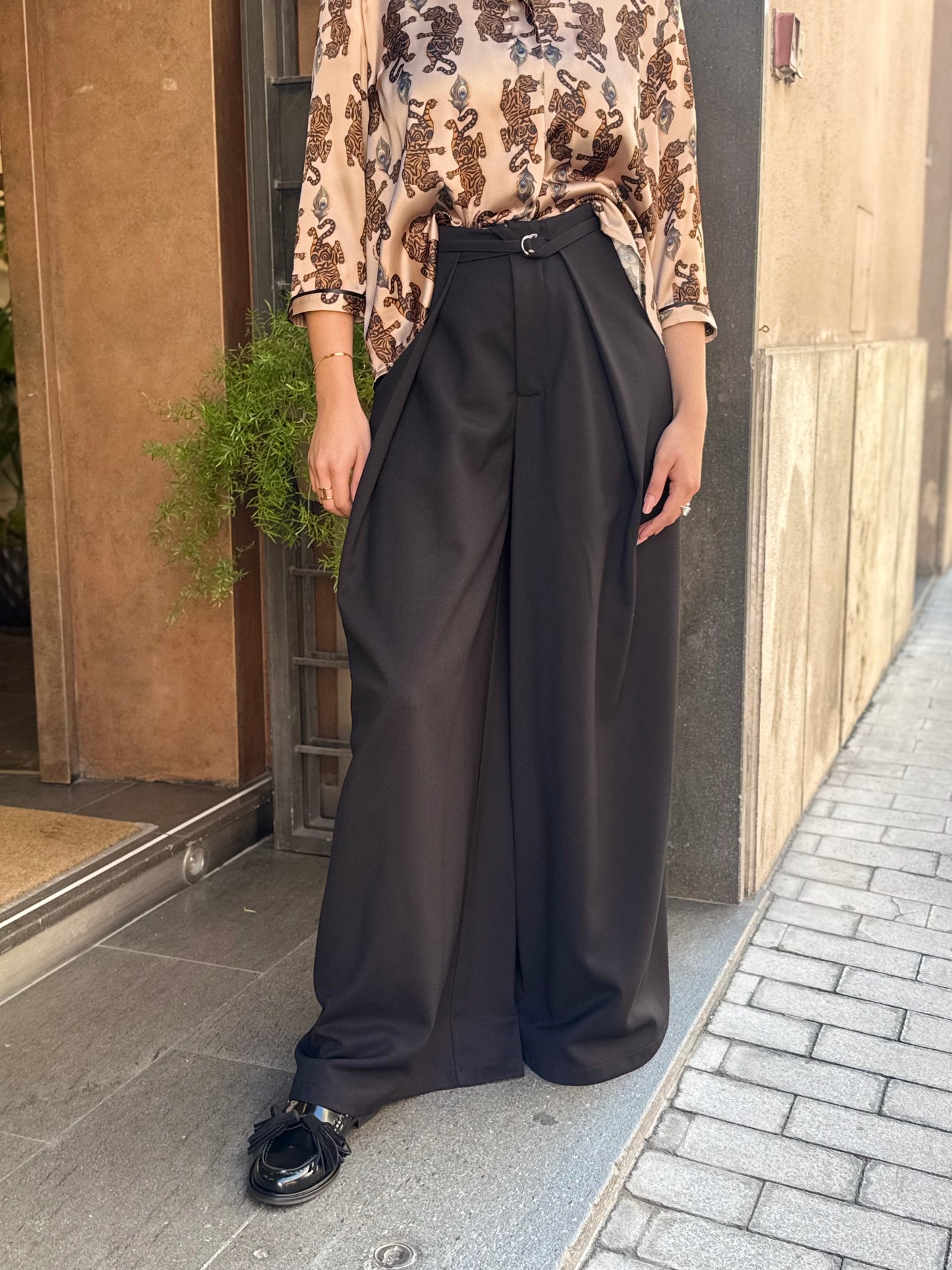 Eleh Pantalone a palazzo con pannello NERO