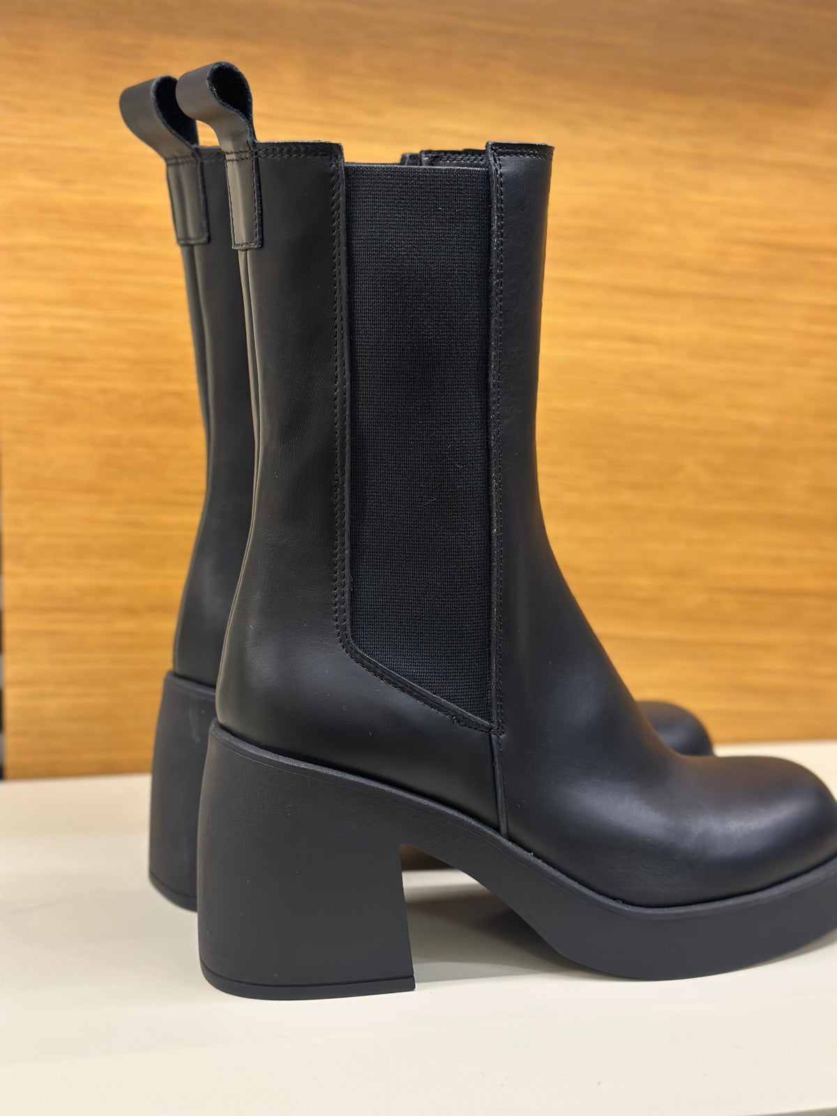 Stivaletto platform NERO