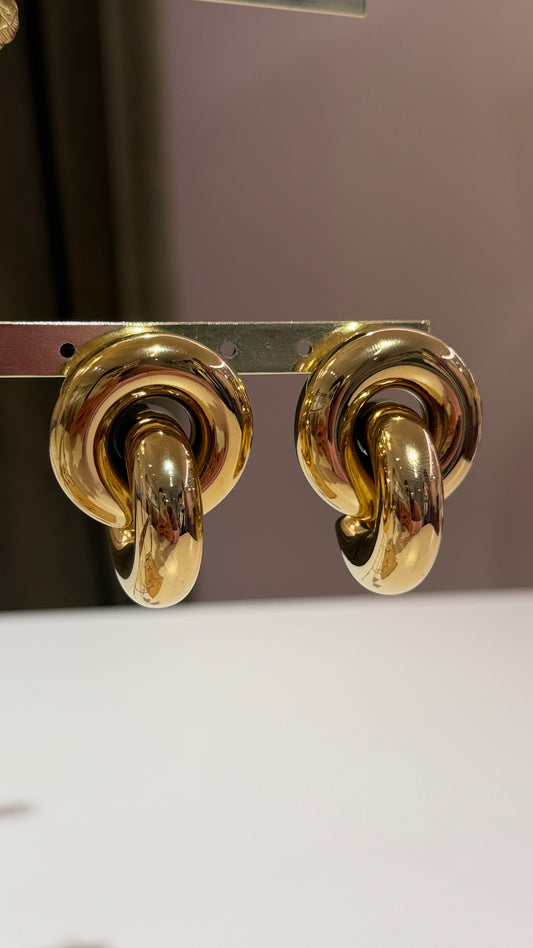 Orecchini nodo Oro