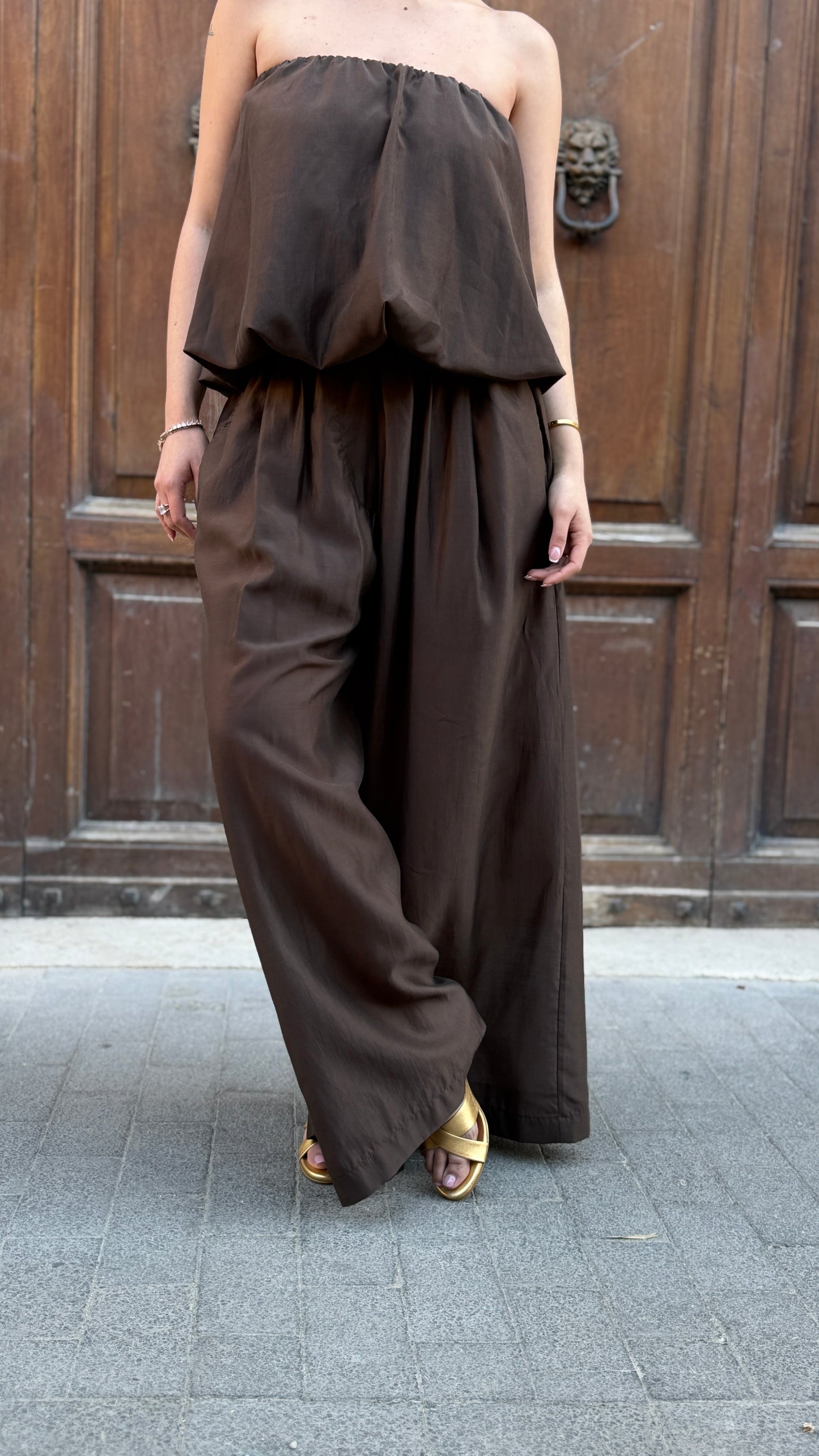 Tensione in pantalone palazzo MORO