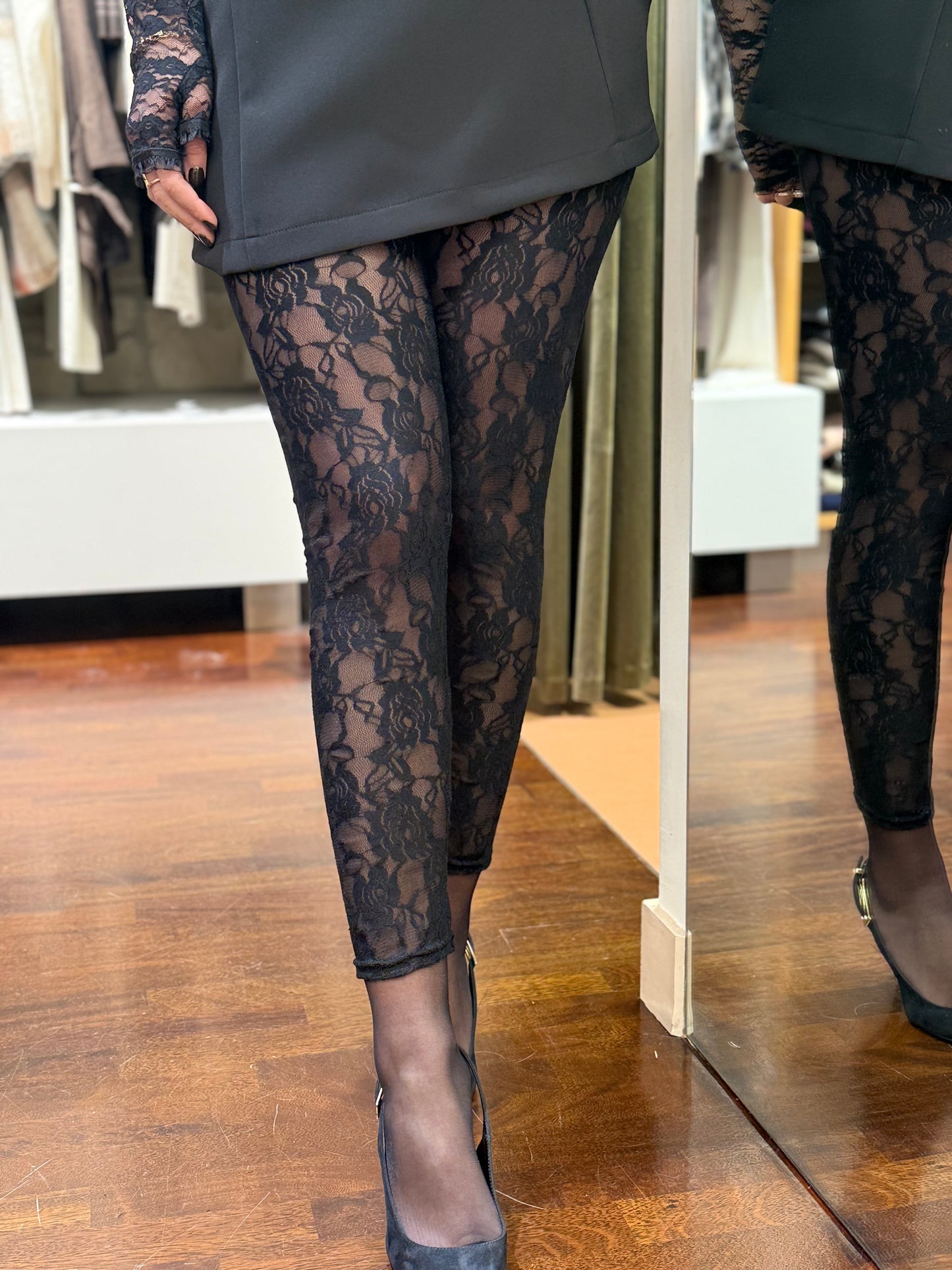 Tensione In Leggins in pizzo NERO