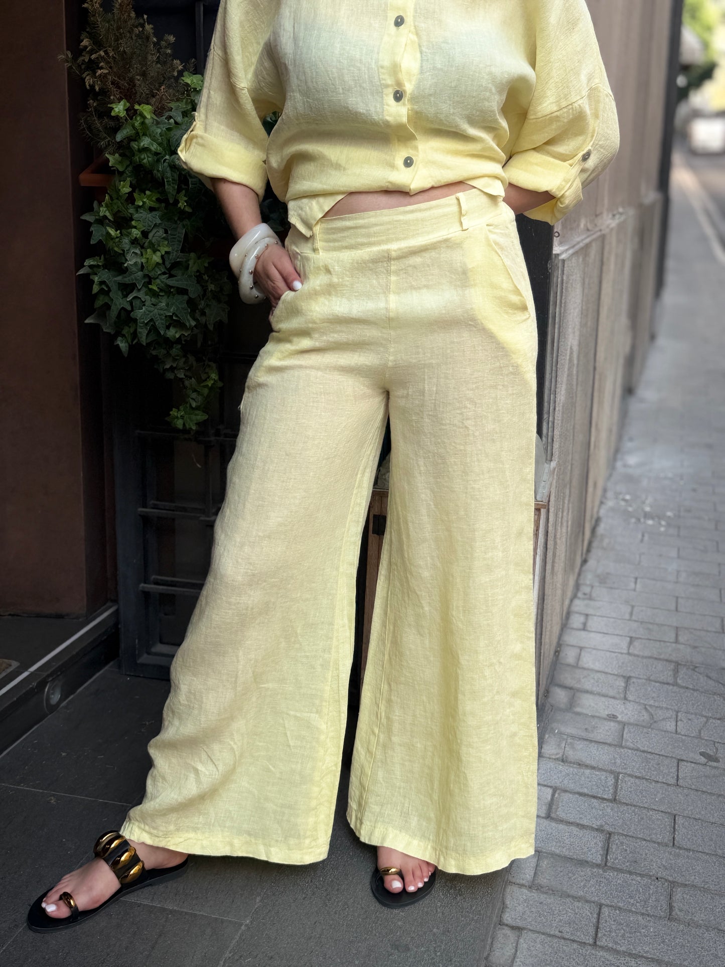 Pantalone MALIBÙ in lino a palazzo (disponibile in più colori)