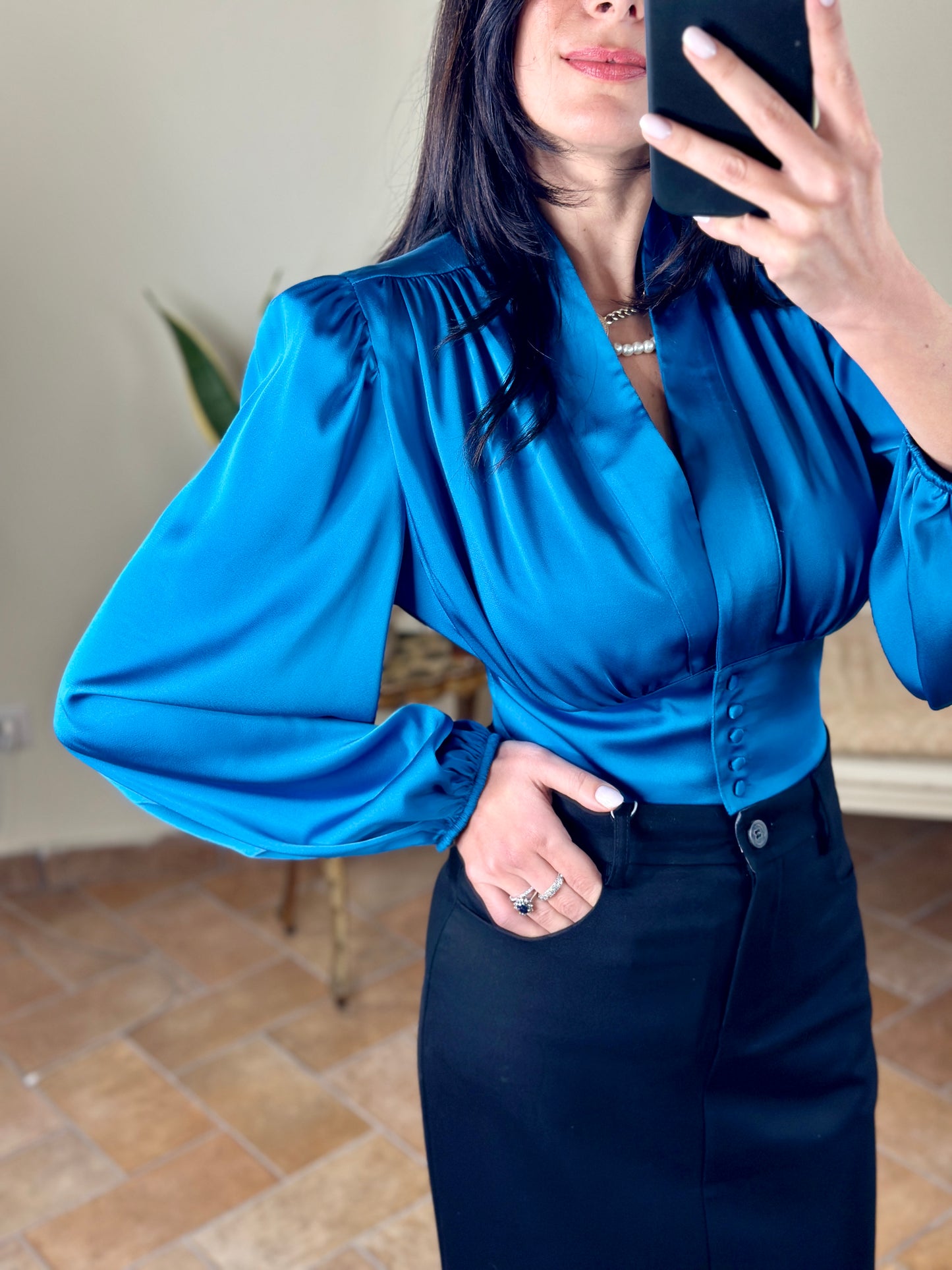 Silence Limited blusa crop (disponibile bianca e ottanio)