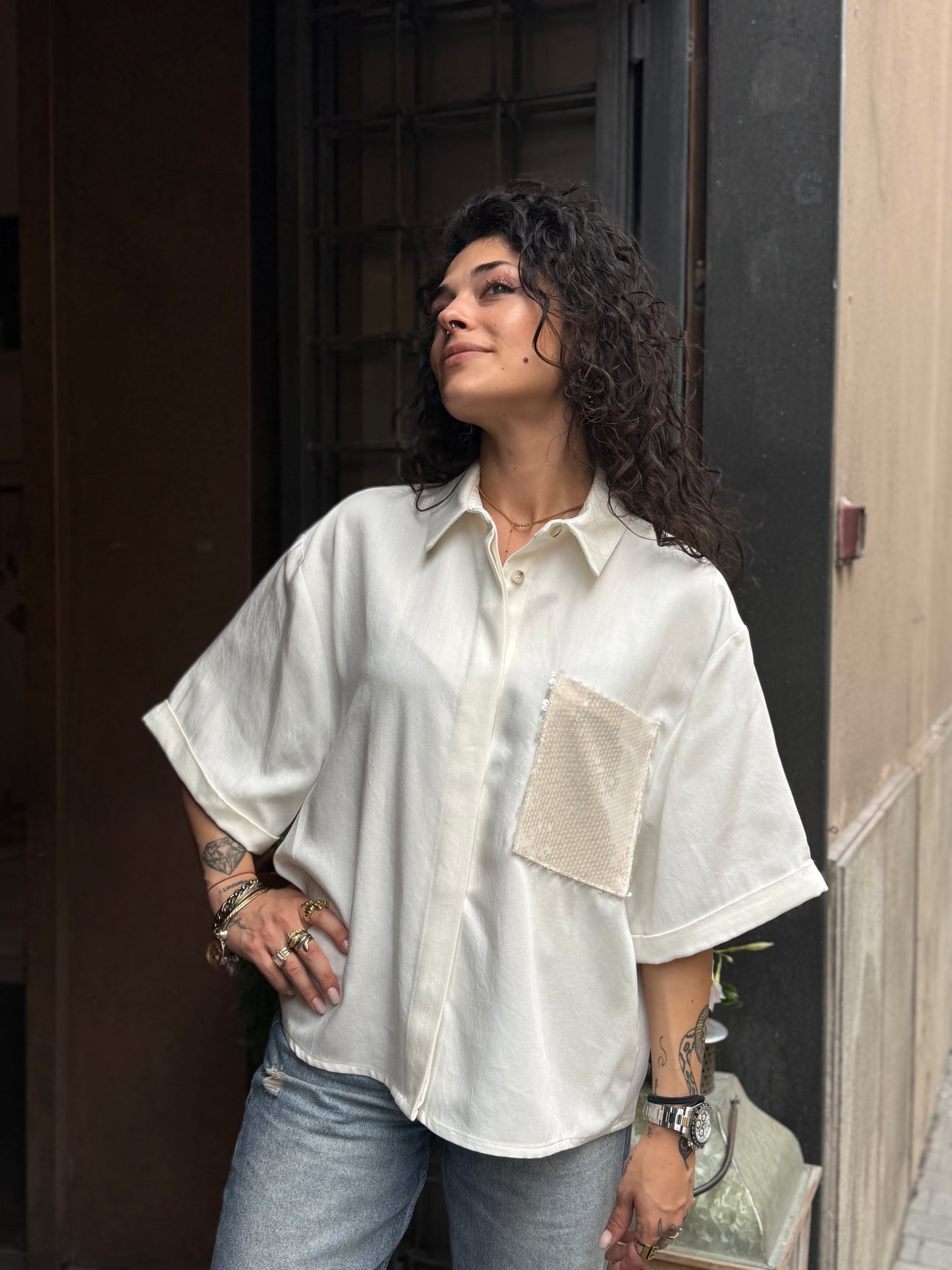 Tensione in camicia manica corta taschino paillettes Panna