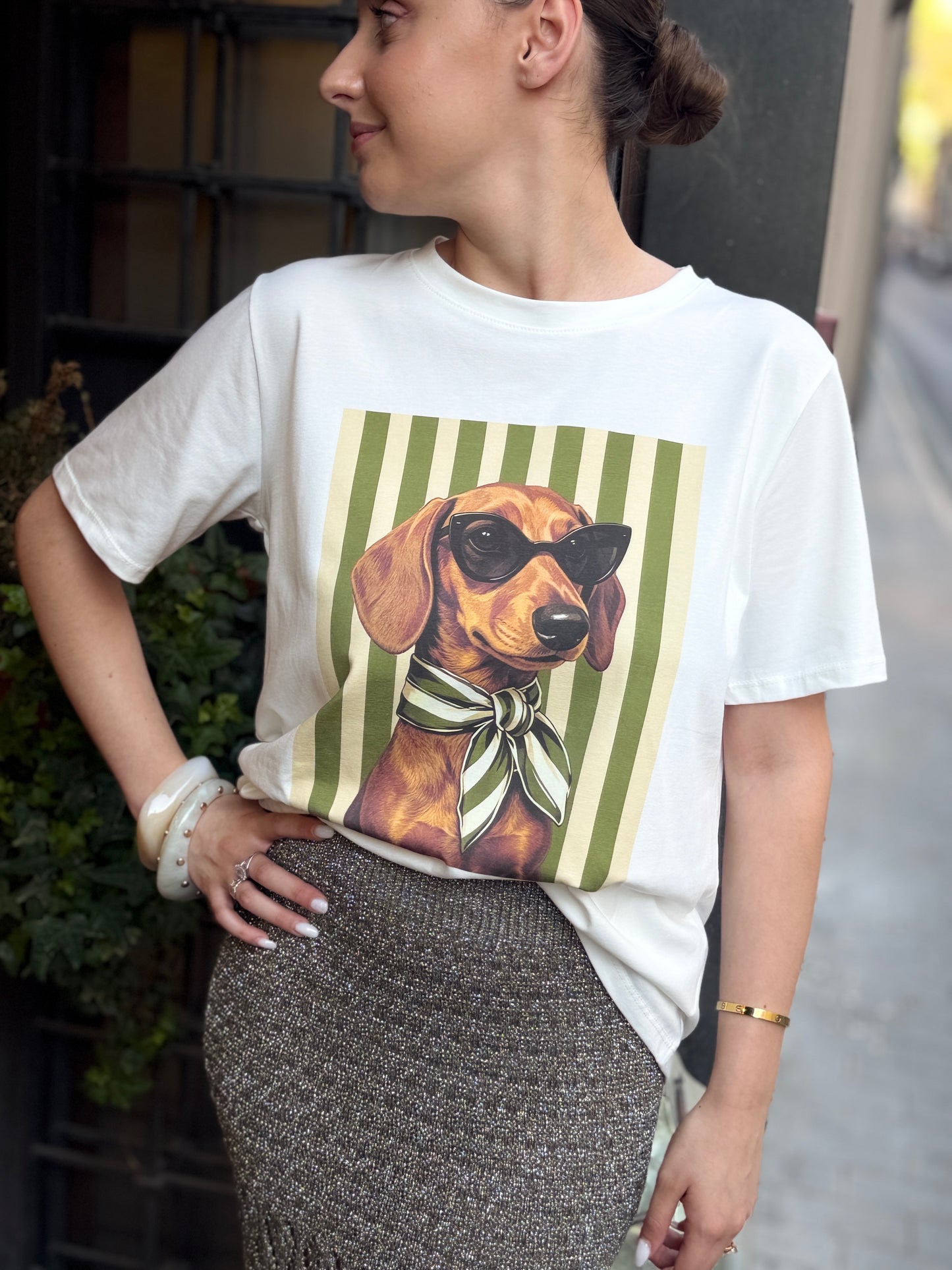 T-shirt stampa Bassotto