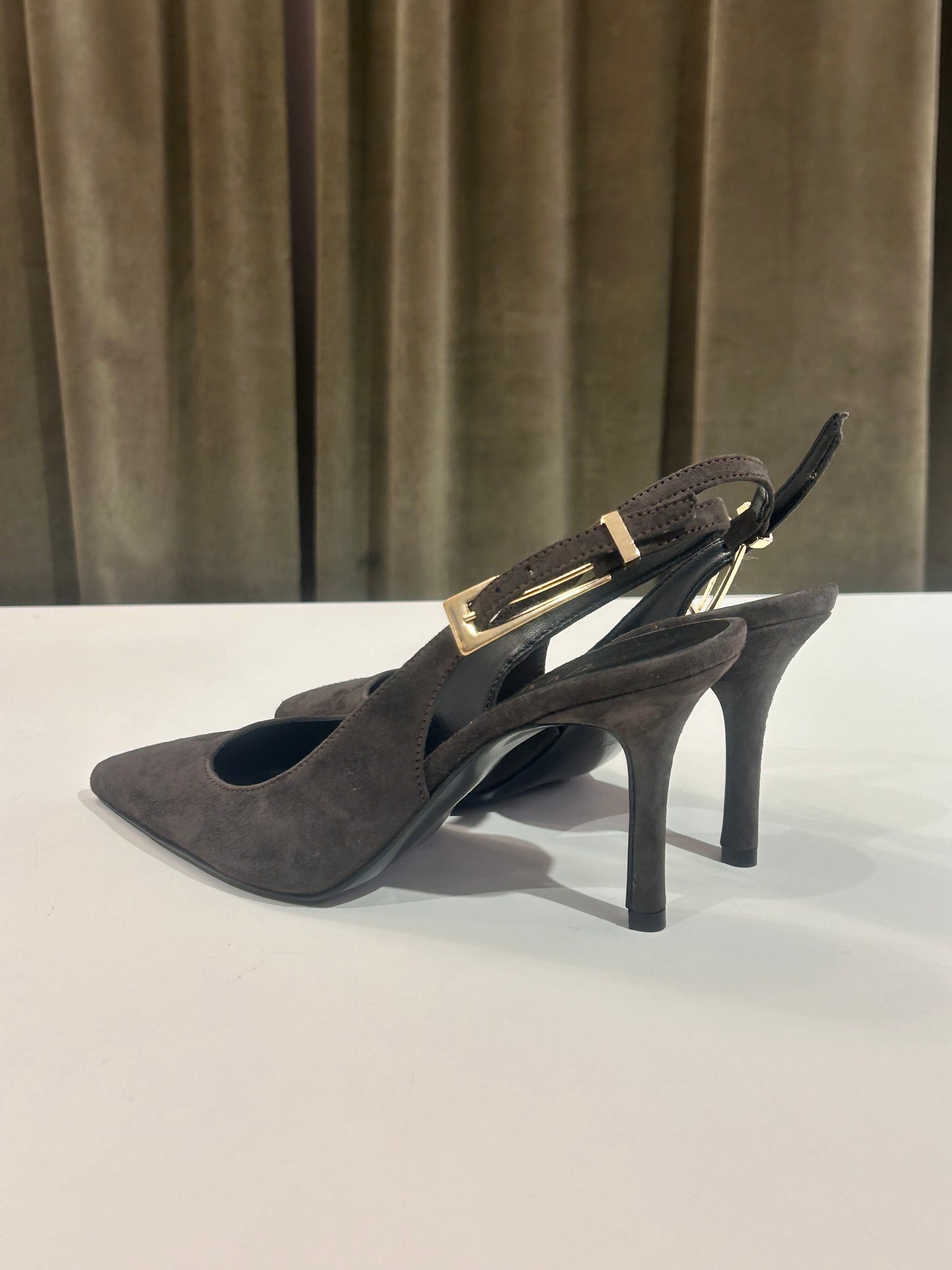 Ovyè Slingback scamosciata MORO