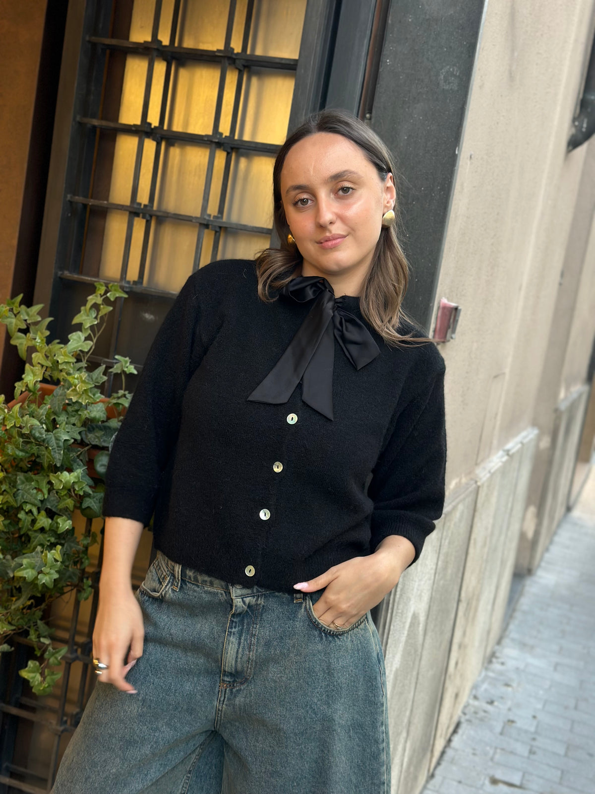Cardigan con fiocco (disp. In più colori)