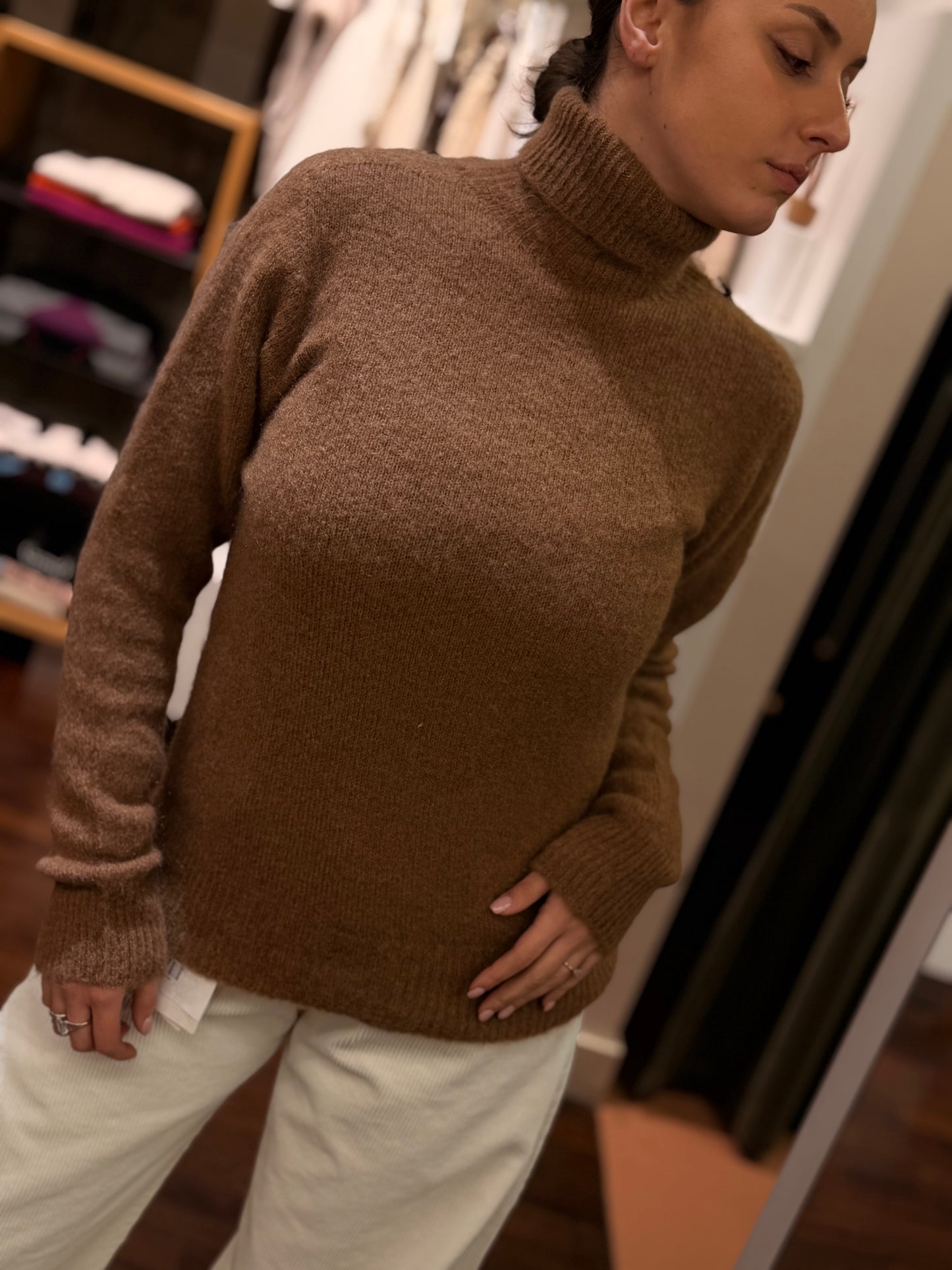 Tensione in Maglia collo alto in Mohair CAMEL