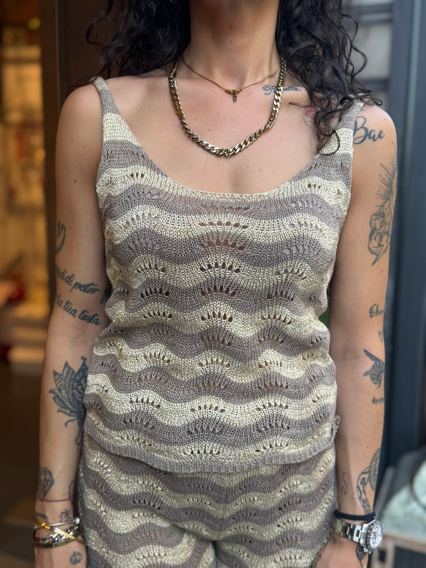 Coordinato crochet oro/fango