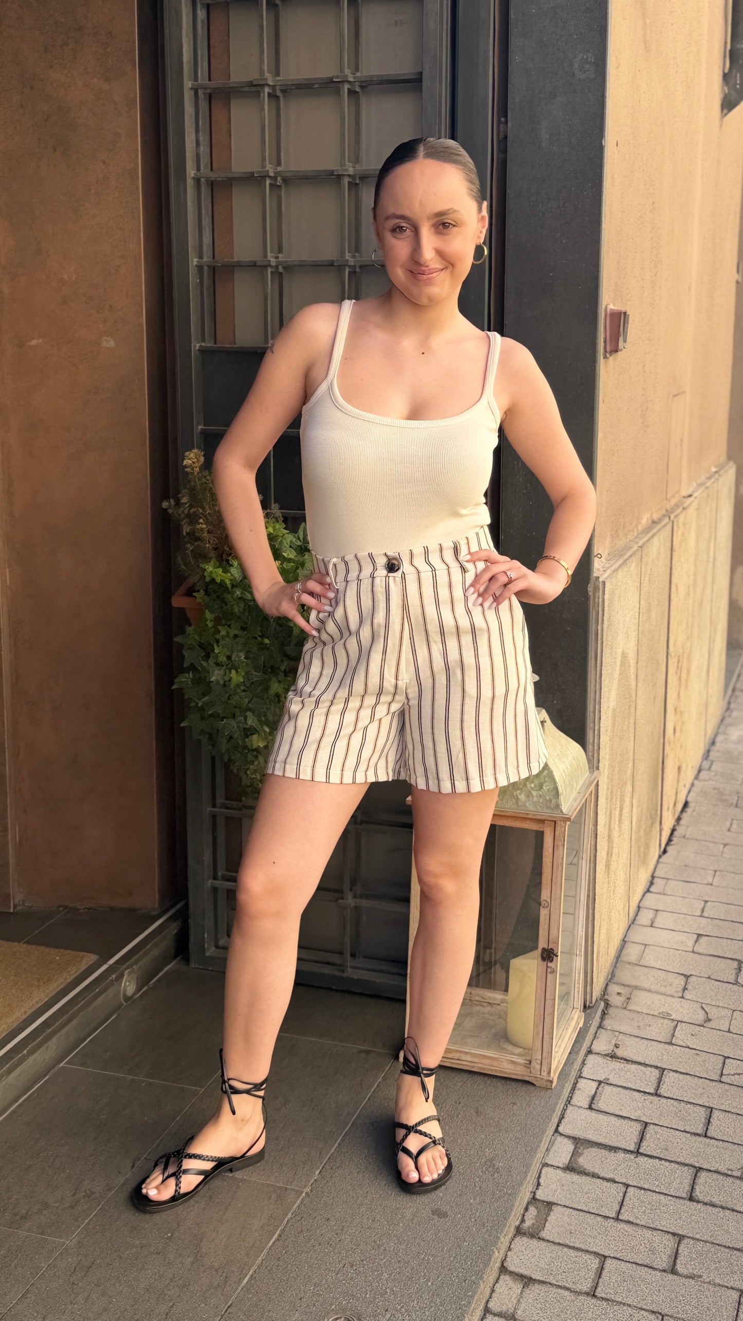 Shorts a righe in lino Burro