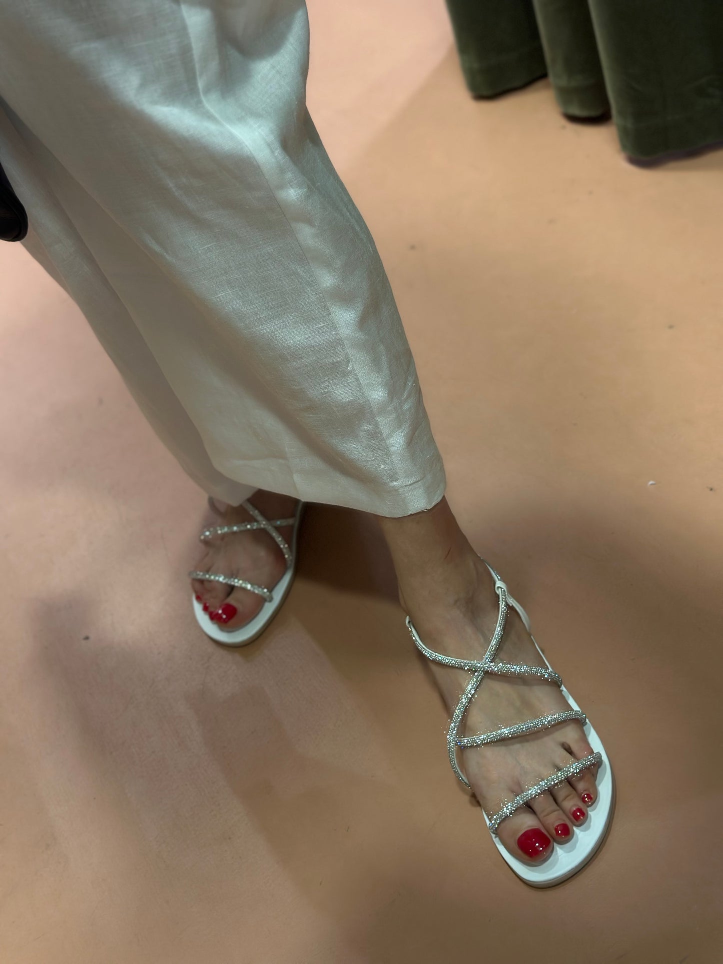 Donna Toscana sandalo flat strass white