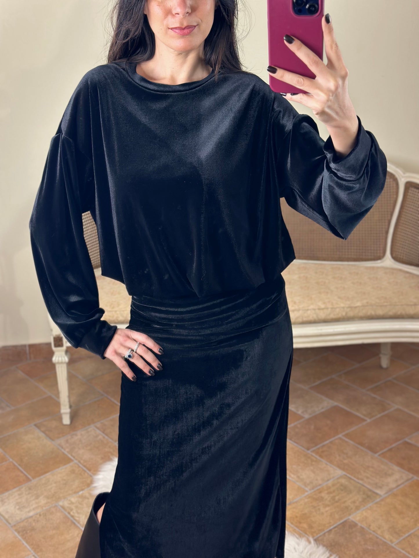 Felpa SVEVA in ciniglia NERA