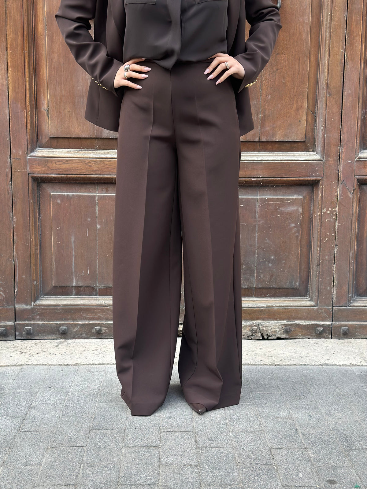 Silence Limited AMBER COLUMN PANTS DARK BROWN
