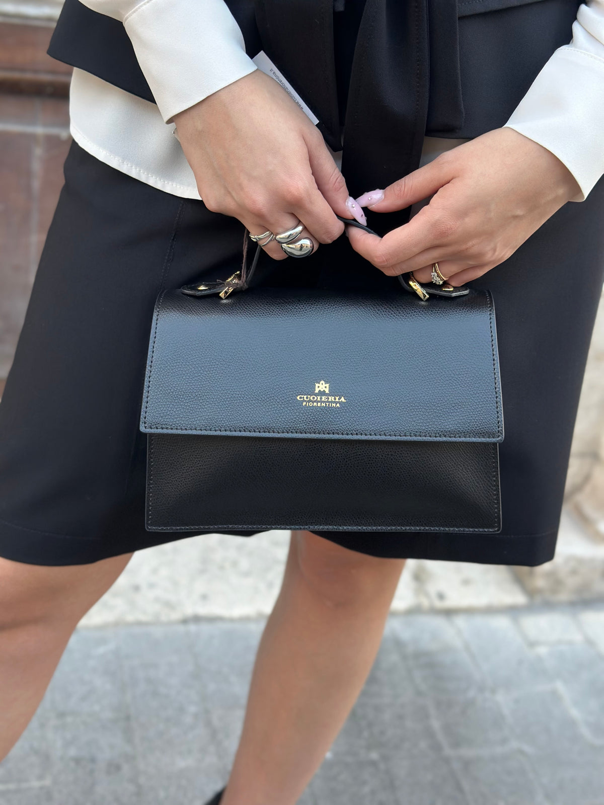 Cuoieria Fiorentina BEAUTY SMALL FLAP BAG NERA