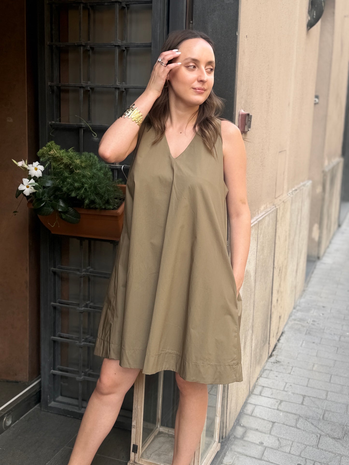 Abito midi a trapezio (disp. in più colori)
