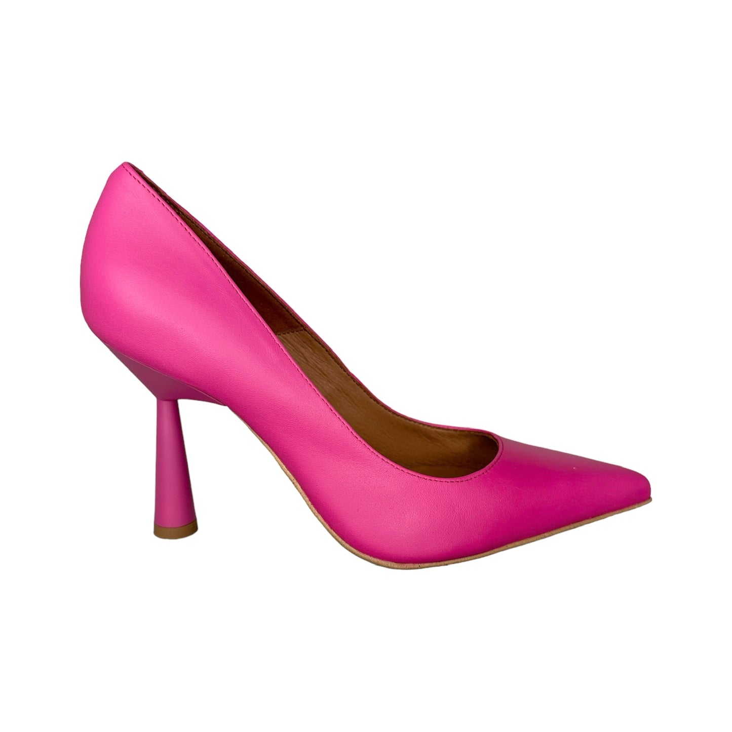 Angel Alarcon décolleté fuxia